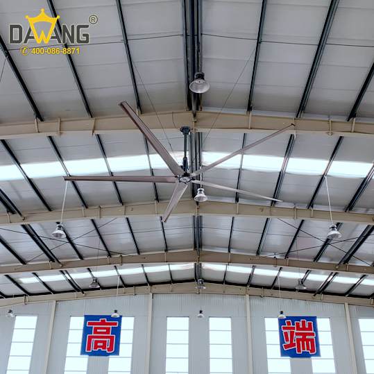 家具生产车间91好色先生污工业大风扇